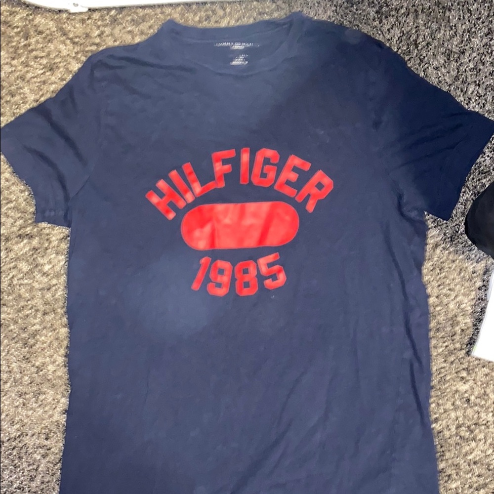 Tommy Hilfiger Navy T-Shirt with Red Logo
